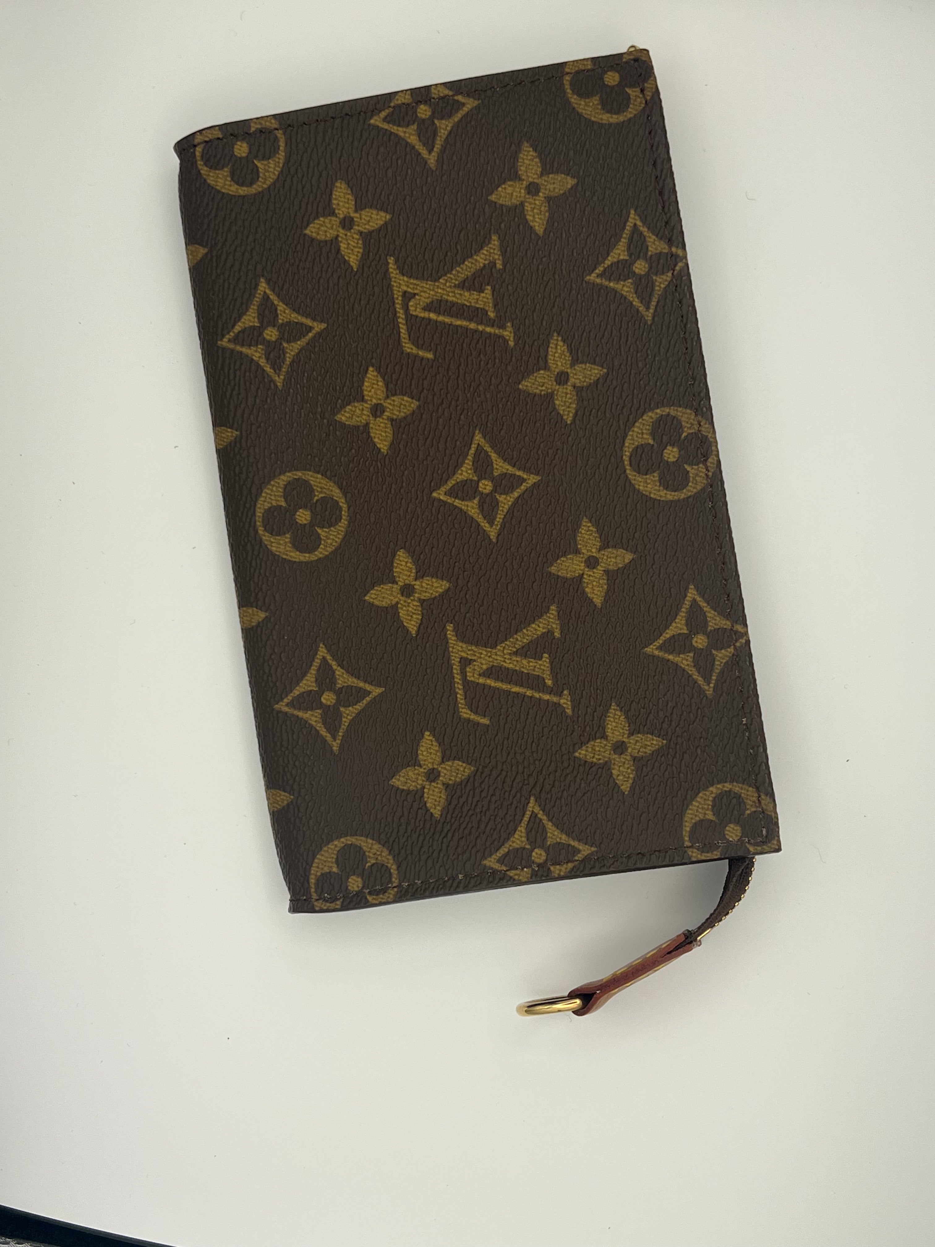 Louis Vuitton Bucket Pouch