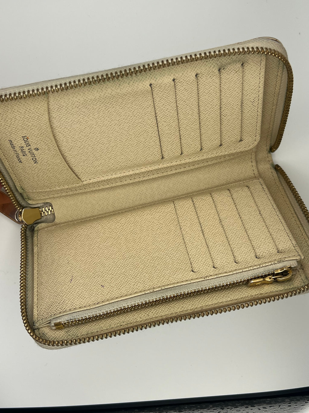 Louis Vuitton azure zippy wallet
