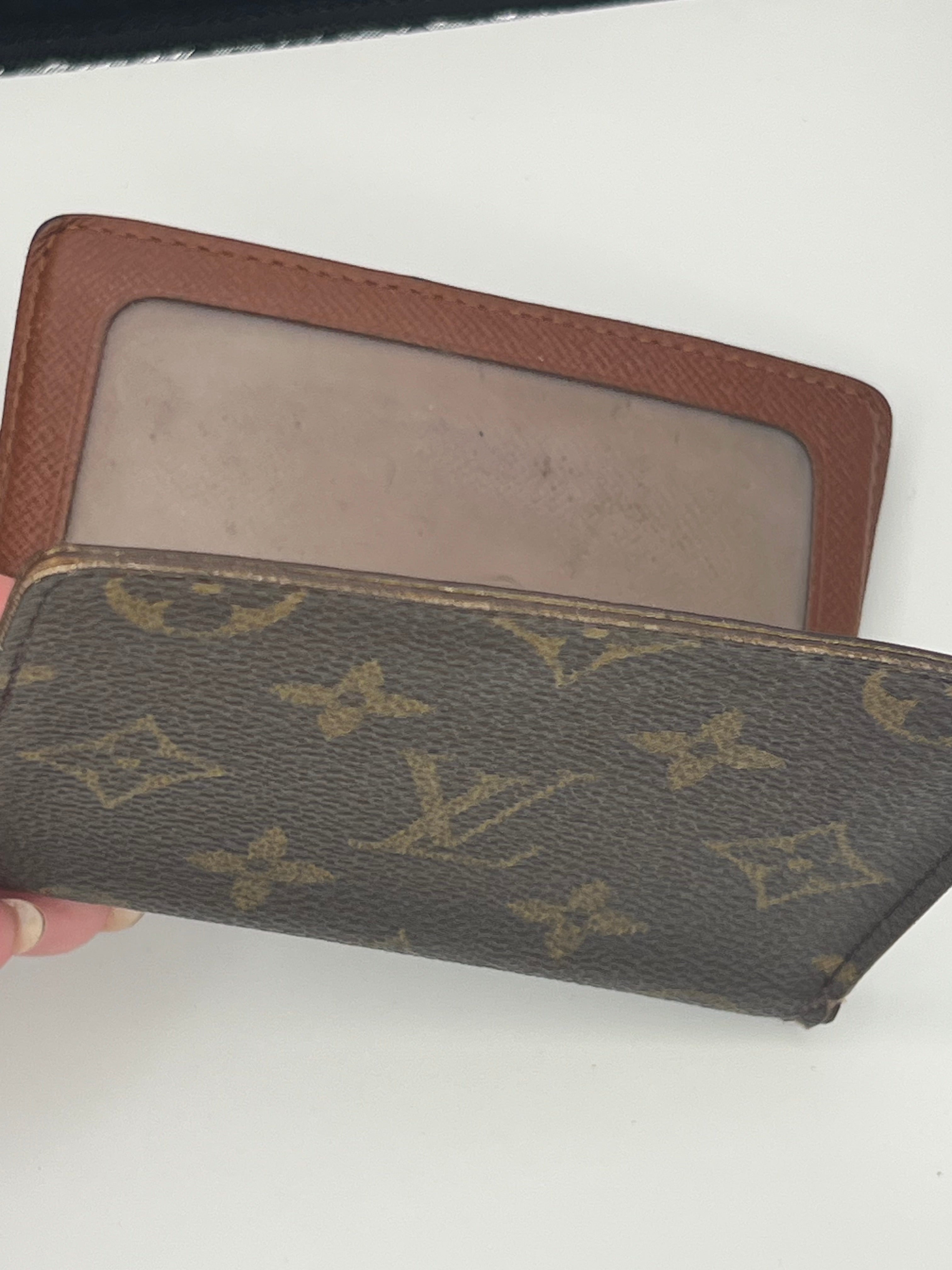 Louis Vuitton monogram card case