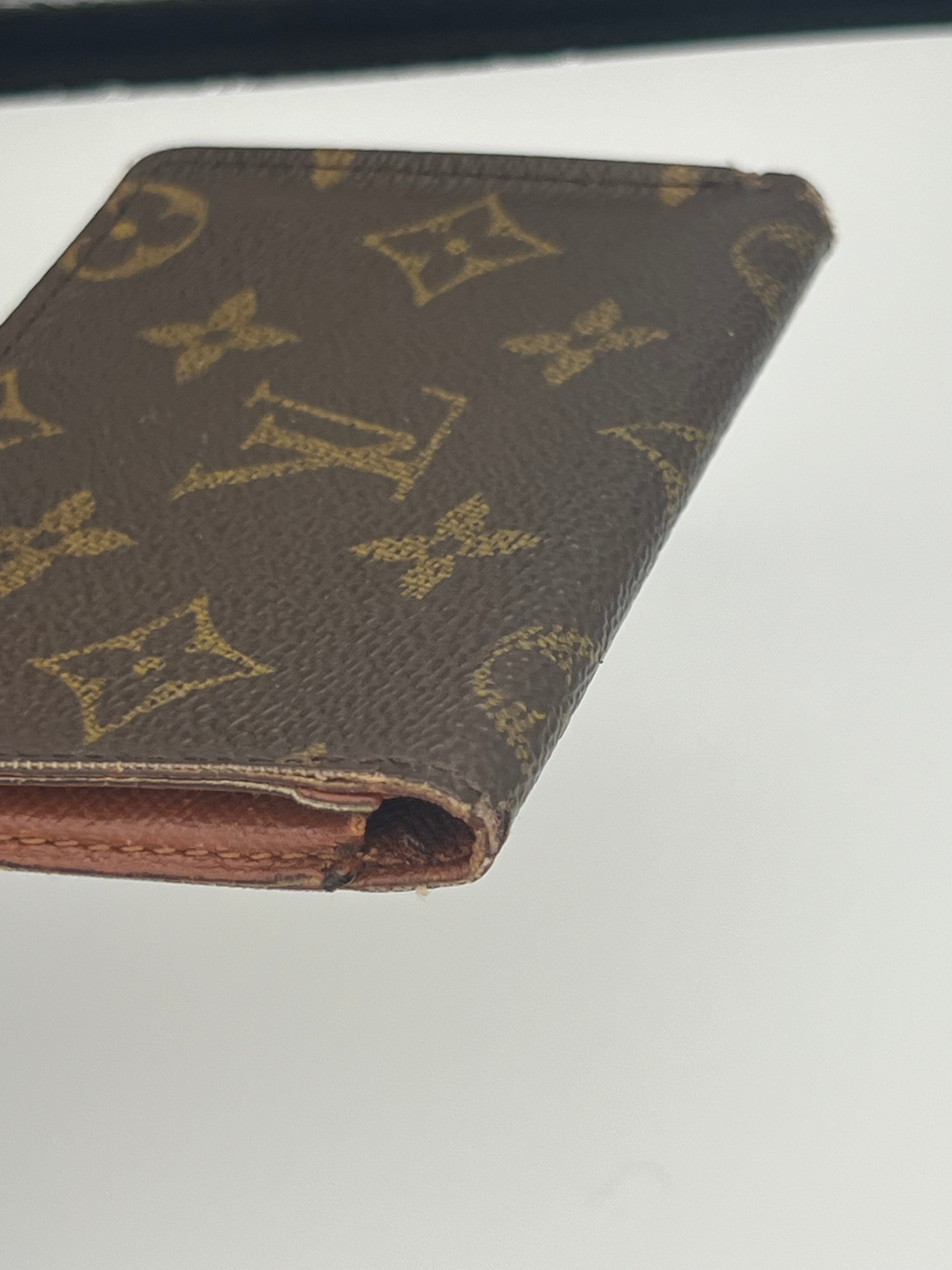 Louis Vuitton monogram card case
