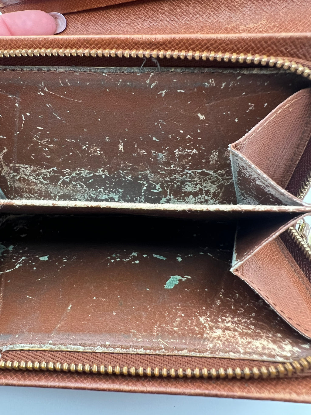 louis vuitton monogram porte monnaie billets tresor wallet