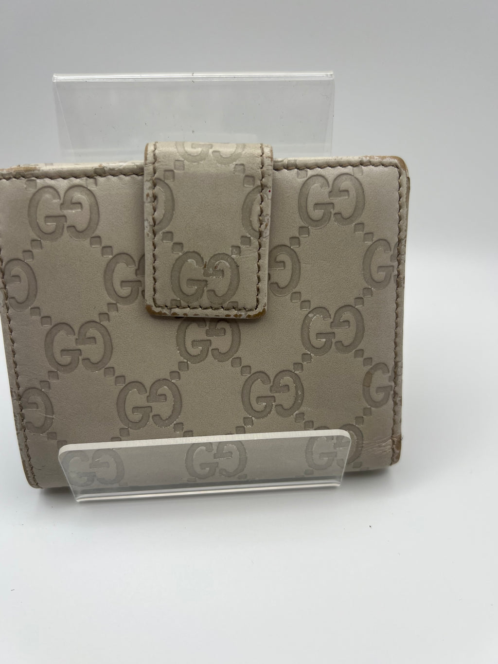 Gucci Ivory Guccissima wallet