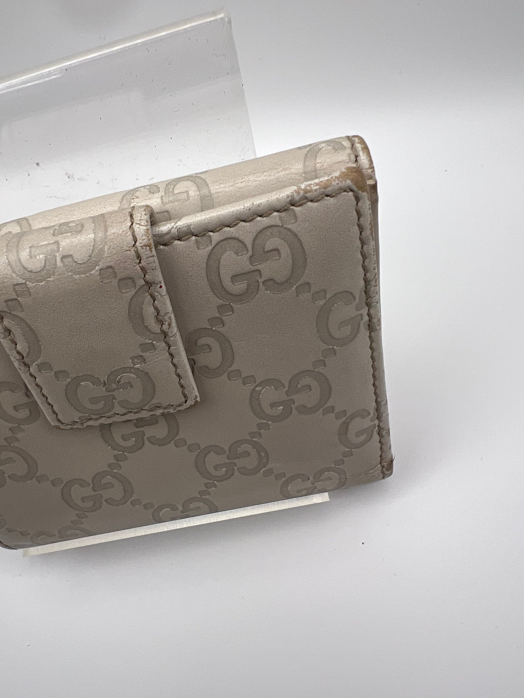 Gucci Ivory Guccissima wallet