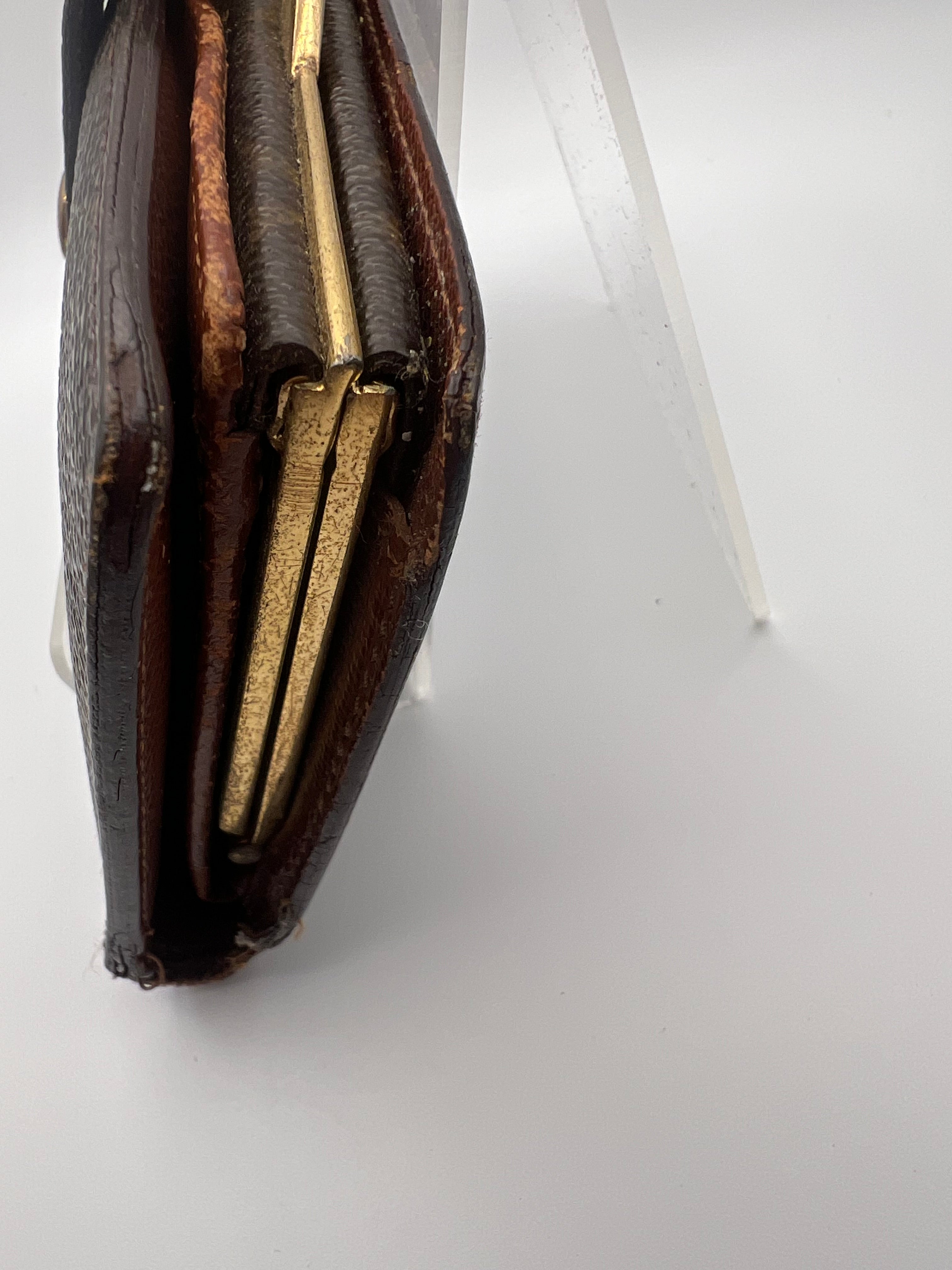 Louis Vuitton monogram Kiss lock