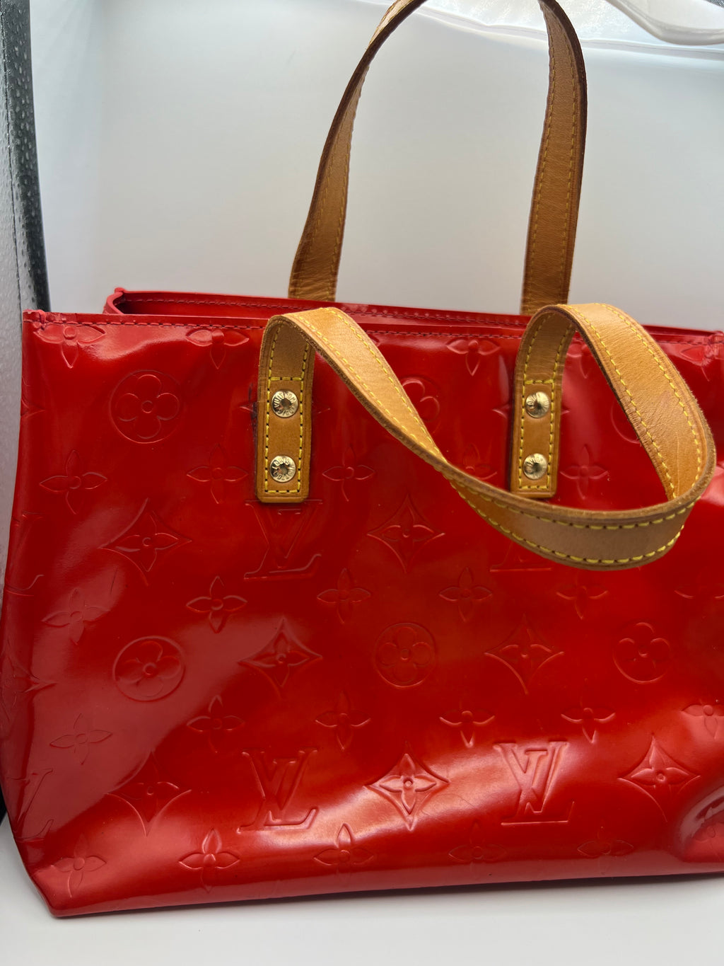 Louis Vuitton Vernis Reade PM Rouge