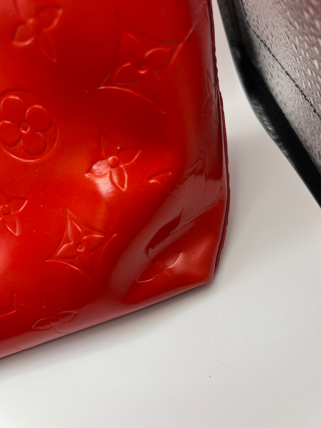 Louis Vuitton Vernis Reade PM Rouge