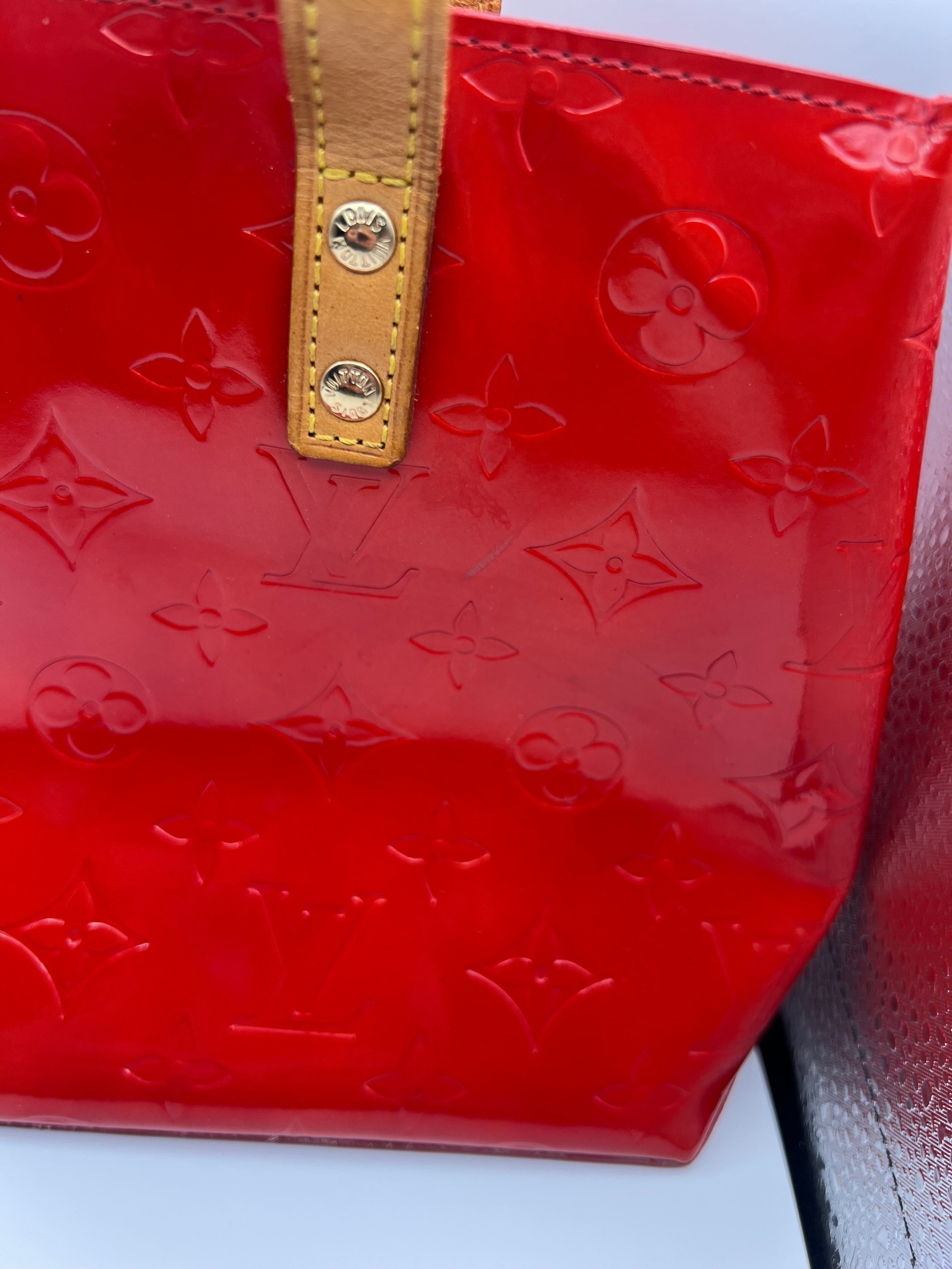 Louis Vuitton Vernis Reade PM Rouge