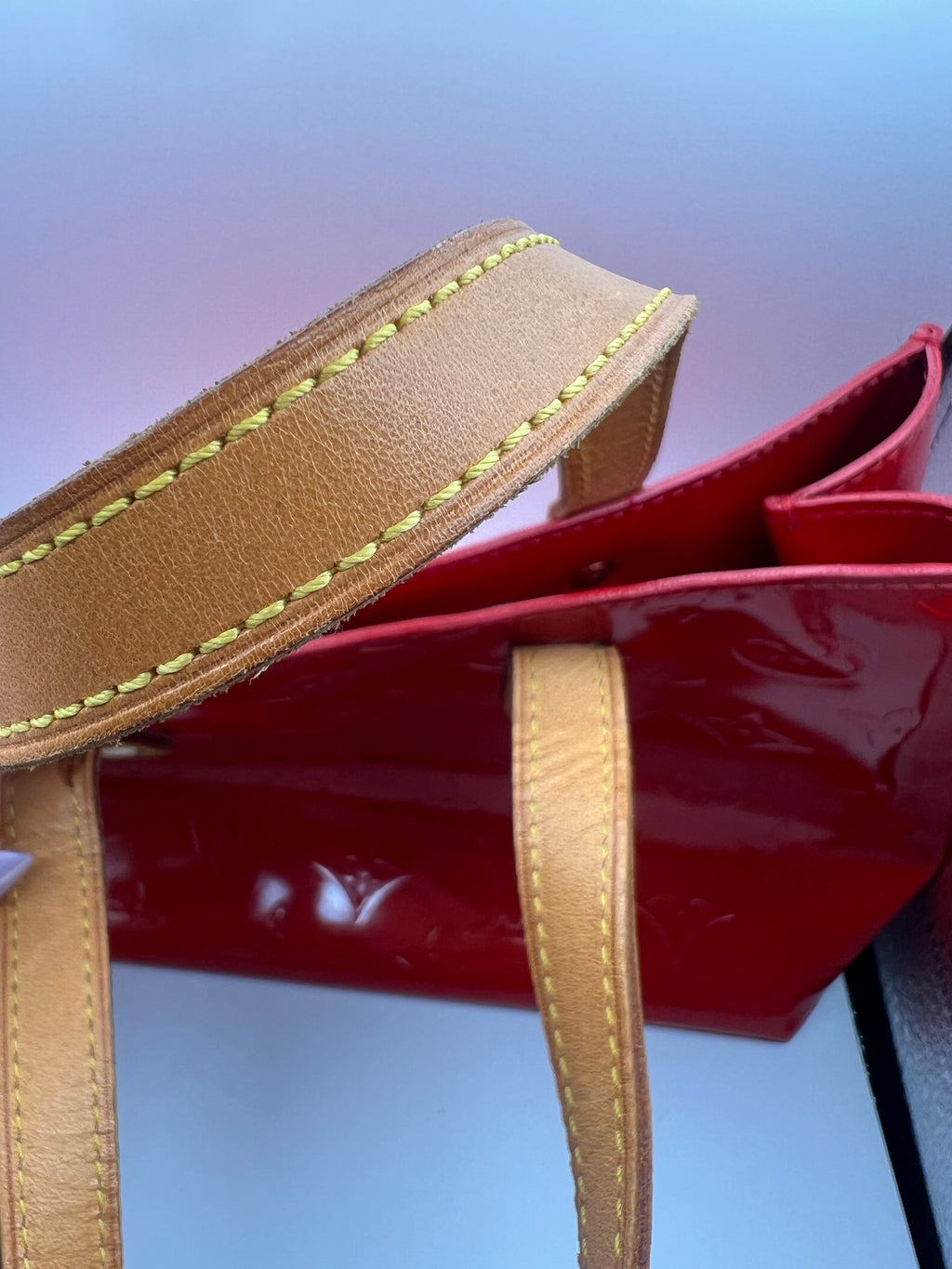 Louis Vuitton Vernis Reade PM Rouge