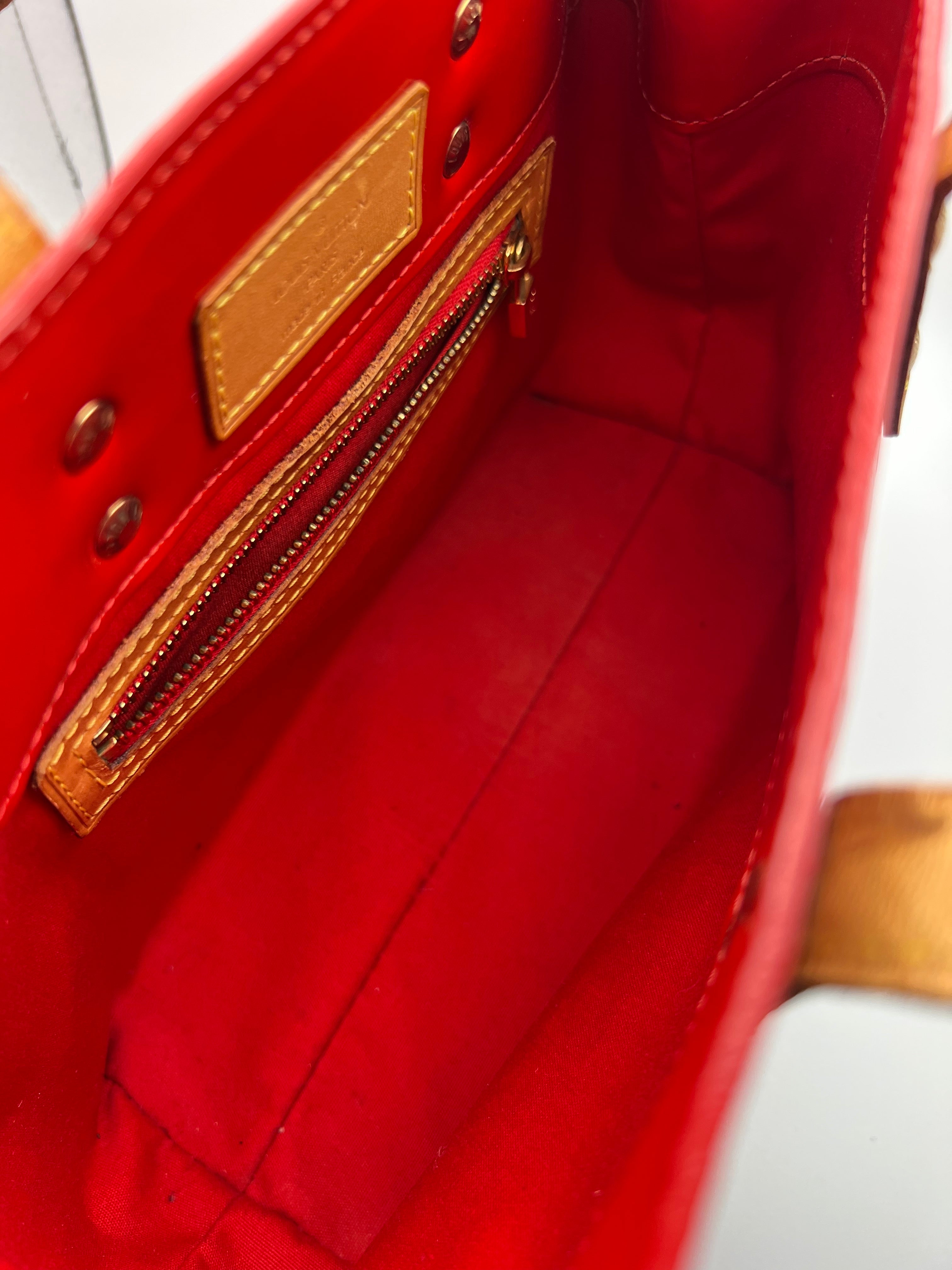 Louis Vuitton Vernis Reade PM Rouge