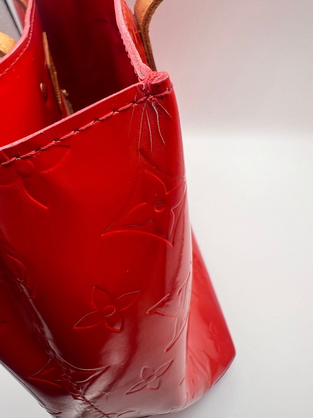 Louis Vuitton Vernis Reade PM Rouge