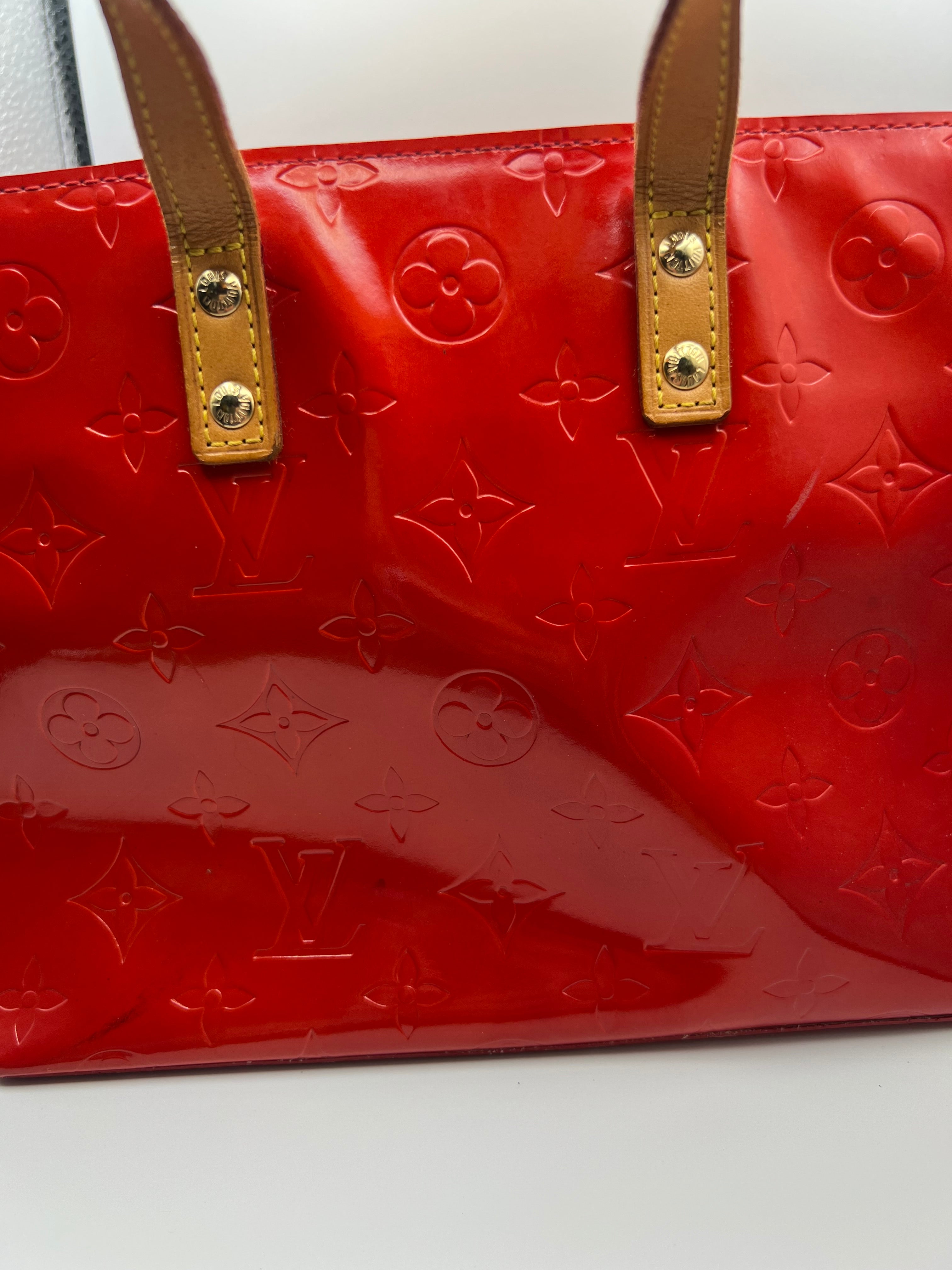 Louis Vuitton Vernis Reade PM Rouge