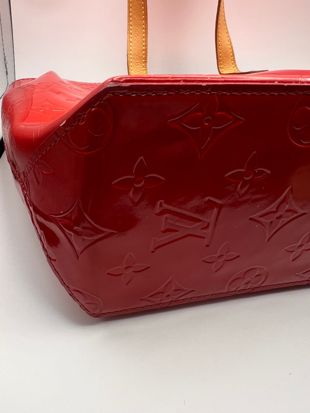 Louis Vuitton Vernis Reade PM Rouge