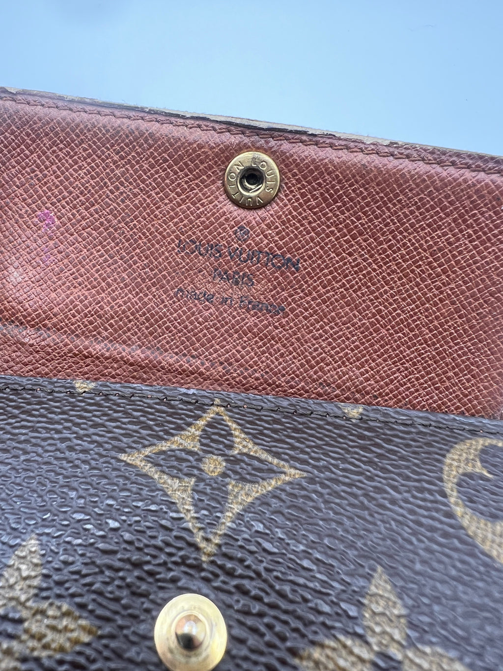 Louis Vuitton monogram 4 key case