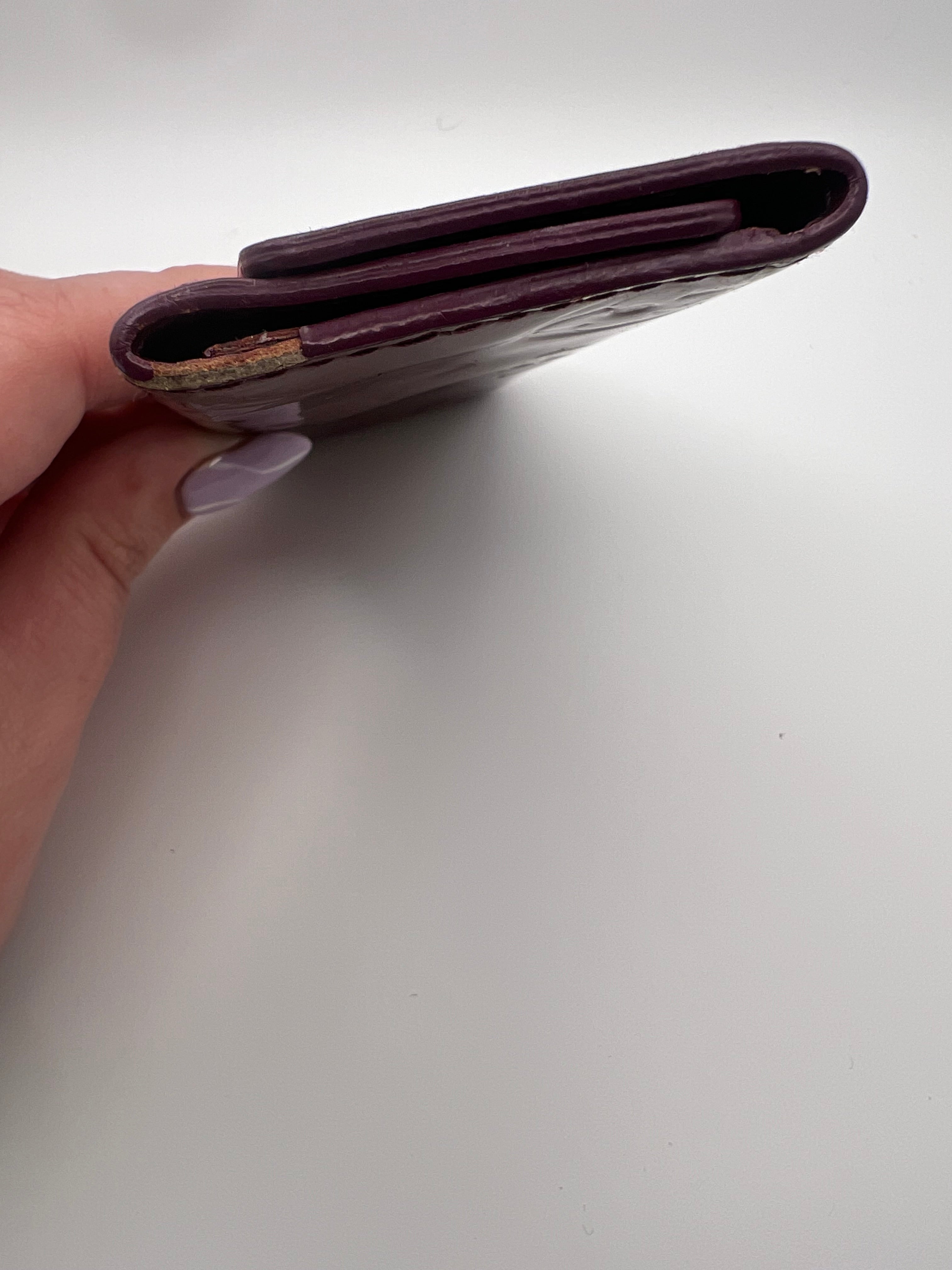 Louis Vuitton red Vernice 4 key holder
