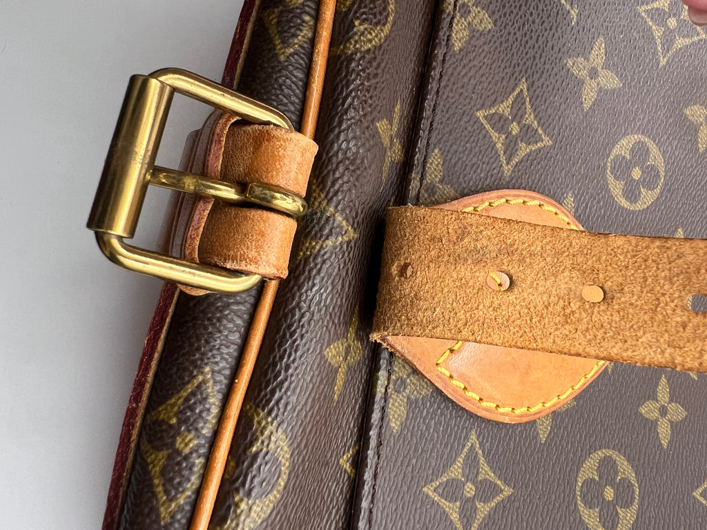 Louis Vuitton Cartouchière Bag MM