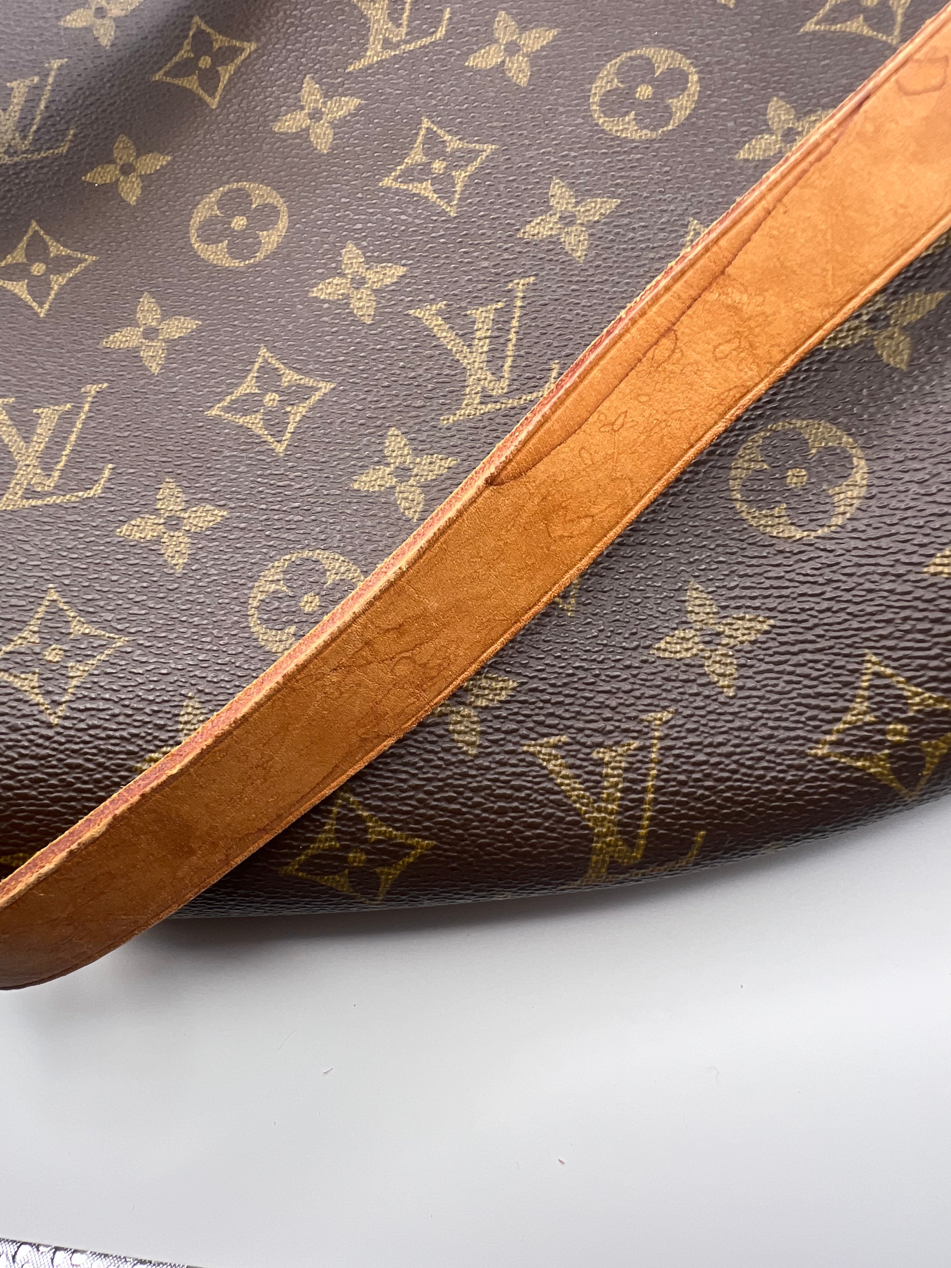 Louis Vuitton Cartouchière Bag MM