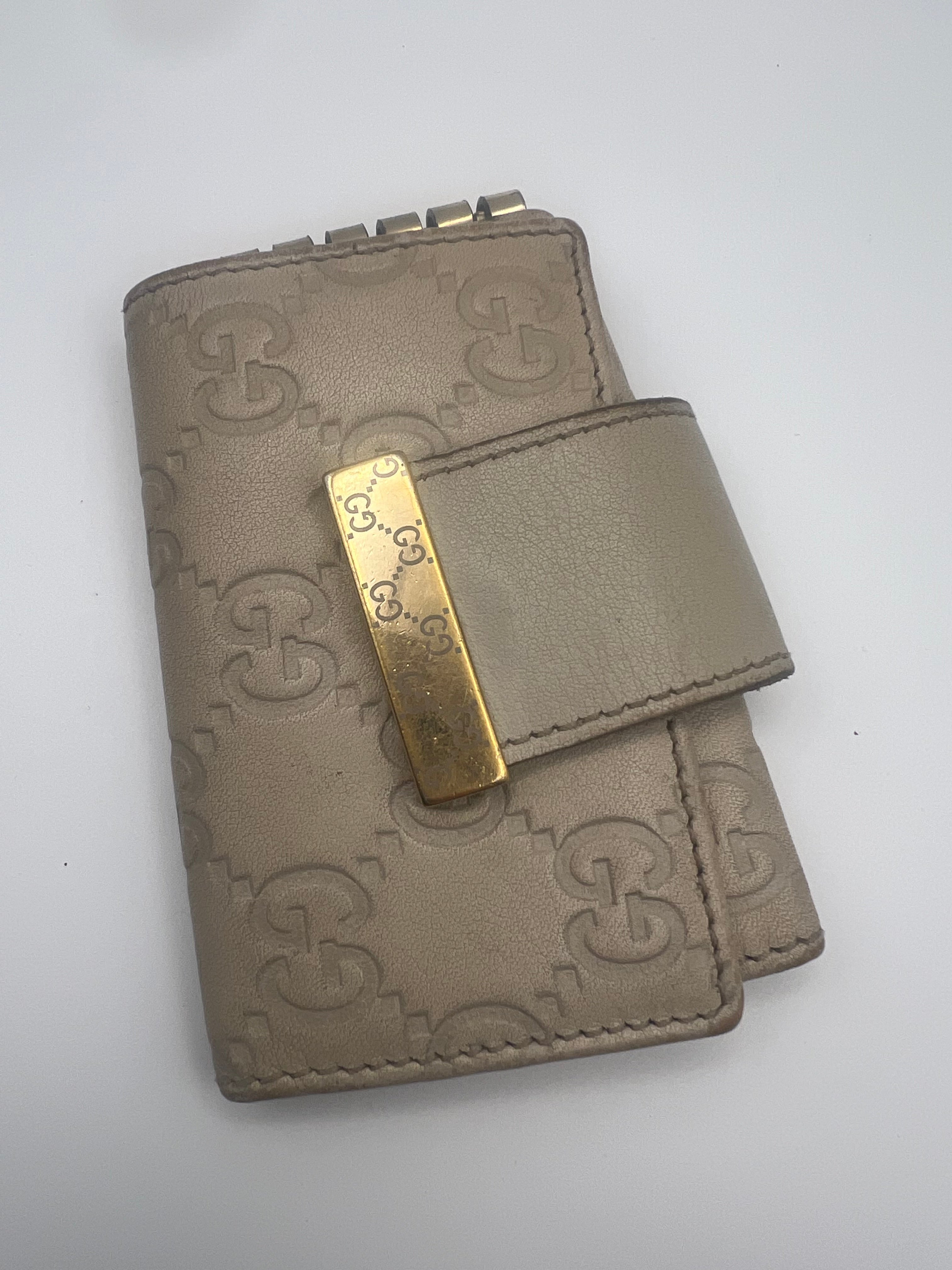 Gucci ssima GG logo leather 6 ring key holder