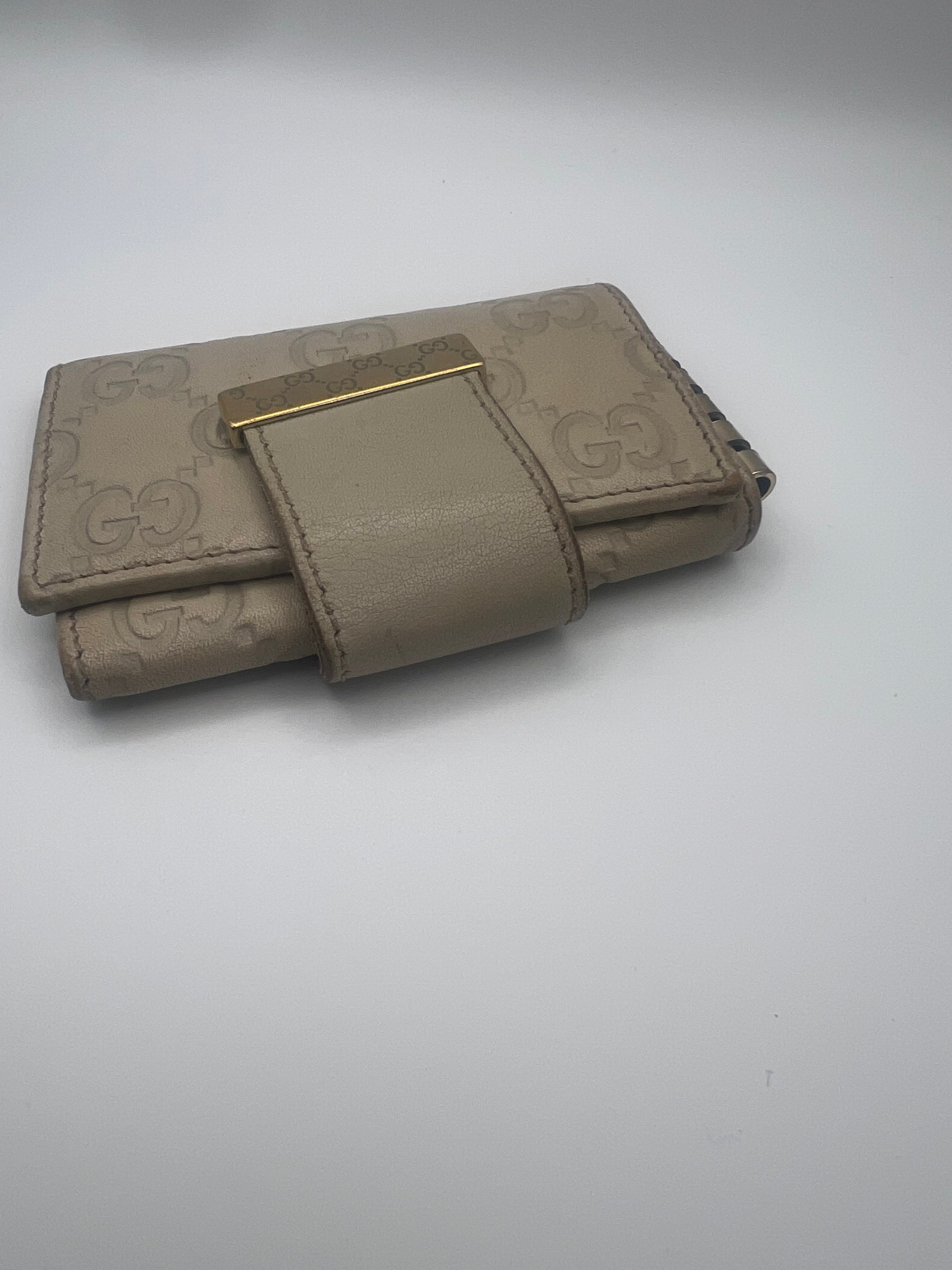 Gucci ssima GG logo leather 6 ring key holder