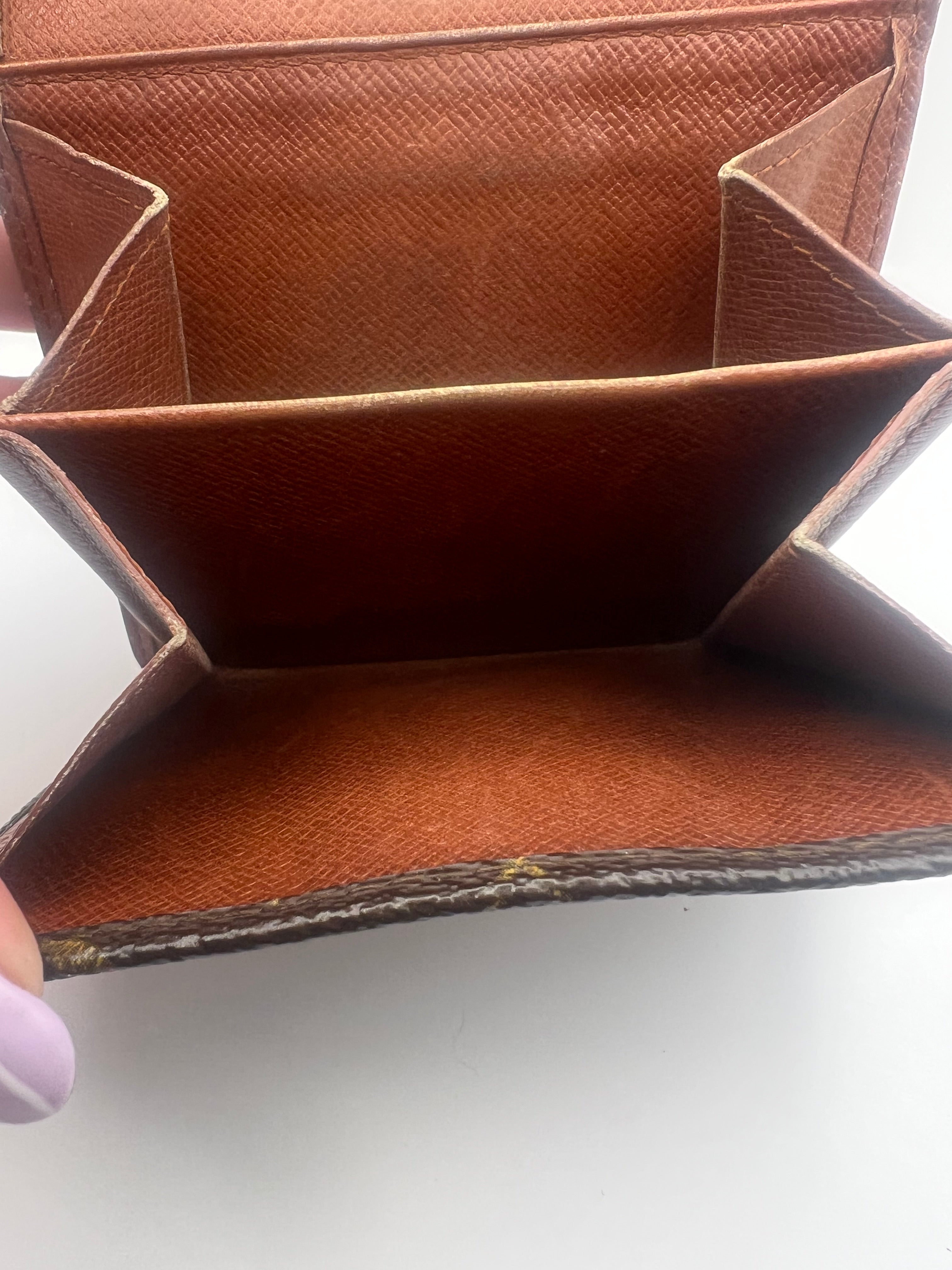 Louis Vuitton monogram compact wallet