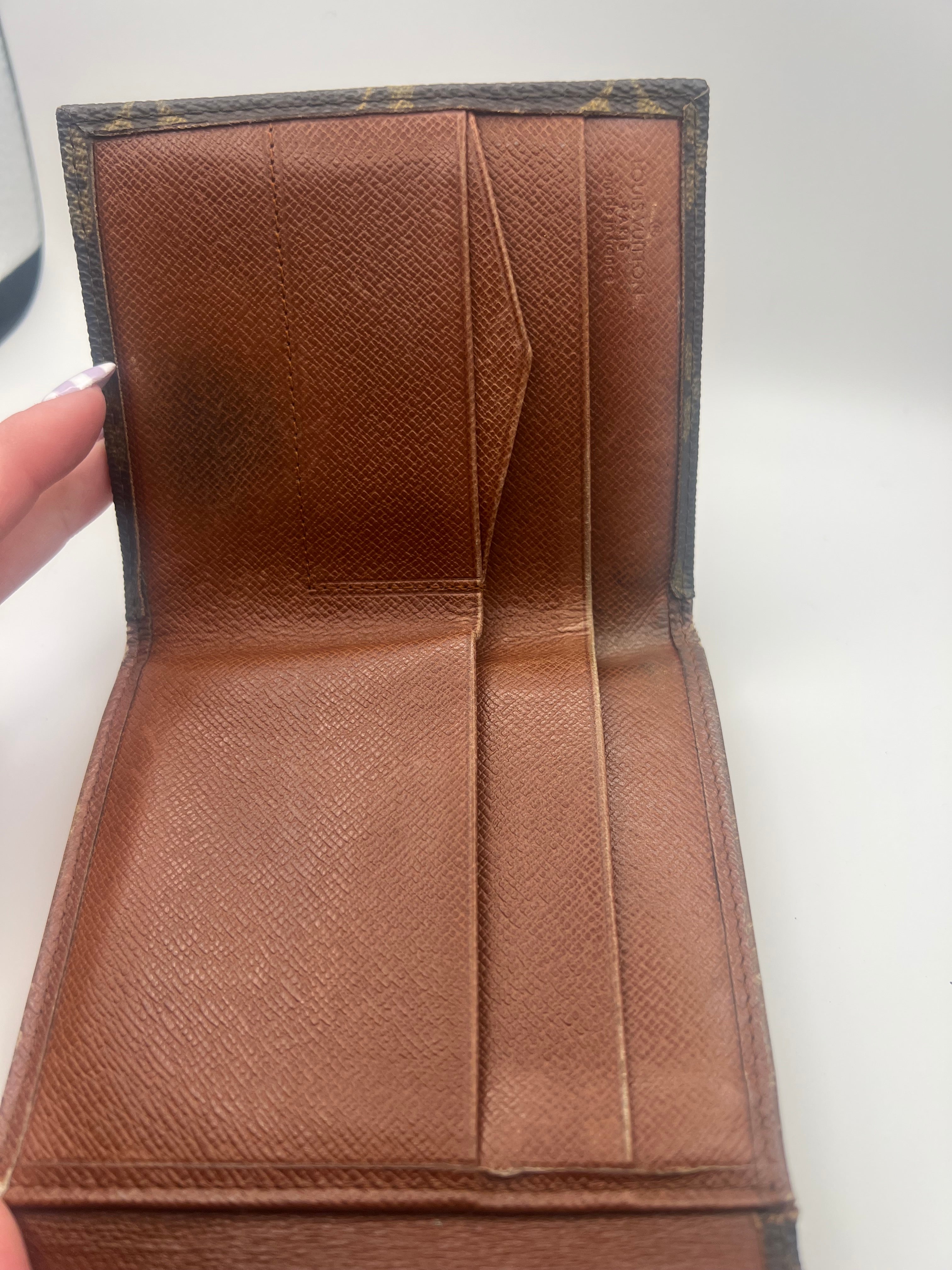 Louis Vuitton monogram compact wallet